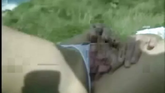 عروس عضو یکی از دوستان را سیکسی ویدوی می خورد